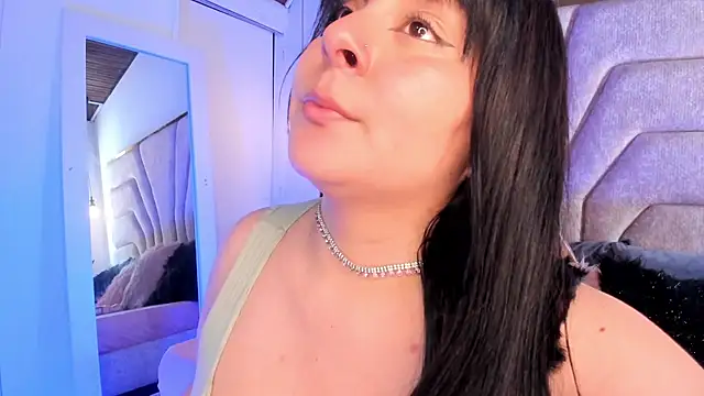 EmaJames25 online show from September 12, 7:24 pm