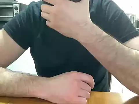hommesexy17 online show from March 6, 9:21 pm