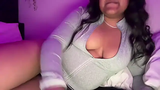 Snapshot of inarahh chatting on October 28, 5:29 am inarahh online show from October 28, 5:29 am