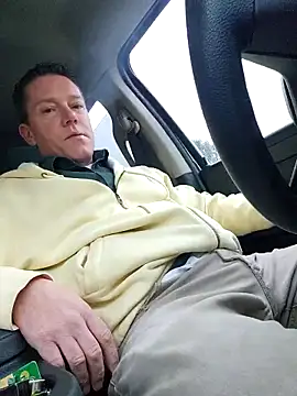 Snapshot of Bigtater1999 chatting on December 2, 12:40 pm Bigtater1999 online show from December 2, 12:40 pm