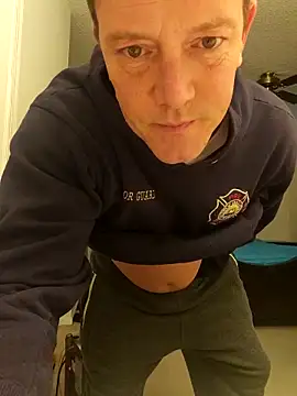 Bigtater1999 online show from April 6, 10:33 pm