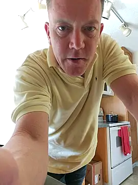 Bigtater1999 online show from March 1, 7:14 pm