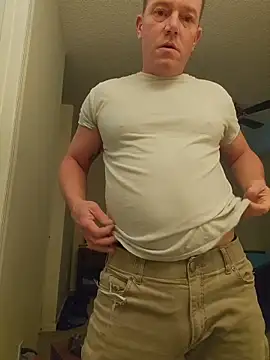 Bigtater1999 online show from May 3, 9:40 pm