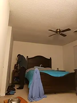 Snapshot of Bigtater1999 chatting on November 24, 11:05 pm Bigtater1999 online show from November 24, 11:05 pm