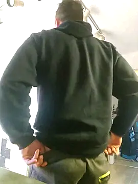 Bigtater1999 online show from February 9, 3:32 pm