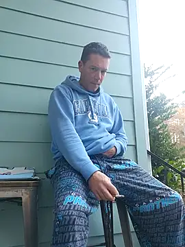 Snapshot of Bigtater1999 chatting on November 23, 1:21 pm Bigtater1999 online show from November 23, 1:21 pm