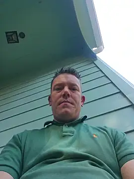 Bigtater1999 online show from June 4, 9:19 pm