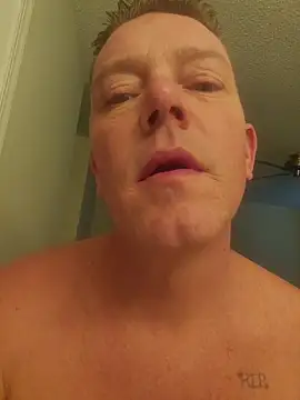 Bigtater1999 online show from May 24, 7:14 pm