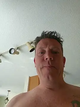 Bigtater1999 online show from March 22, 5:36 pm