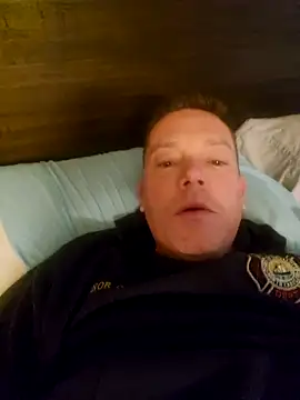 Snapshot of Bigtater1999 chatting on November 9, 2:21 pm Bigtater1999 online show from November 9, 2:21 pm