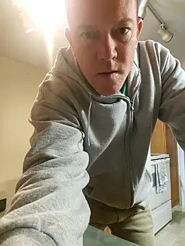 Bigtater1999 online show from February 5, 11:00 pm