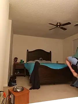 Snapshot of Bigtater1999 chatting on November 11, 12:16 am Bigtater1999 online show from November 11, 12:16 am