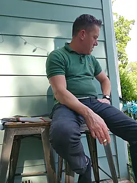 Bigtater1999 online show from May 5, 9:07 pm