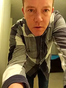 Bigtater1999 online show from February 22, 8:21 pm