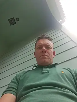Bigtater1999 online show from April 22, 10:27 pm