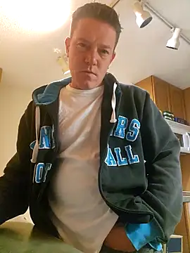 Bigtater1999 online show from February 17, 1:14 am