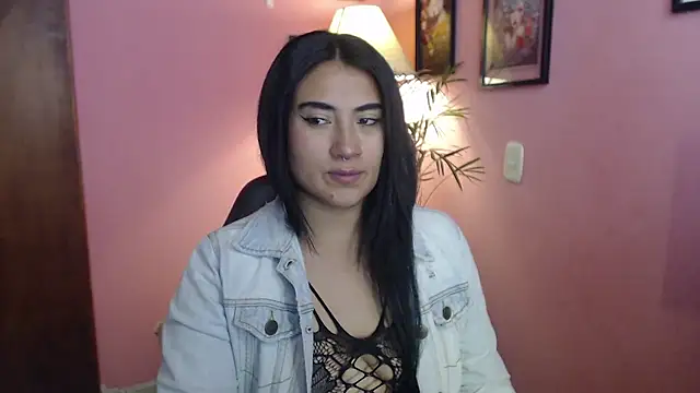 bunnyemilyrose36 online show from January 8, 6:14 pm