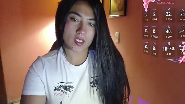 bunnyemilyrose36 online show from November 23, 9:08 am