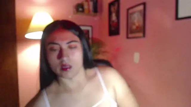 bunnyemilyrose36 online show from April 23, 7:59 am