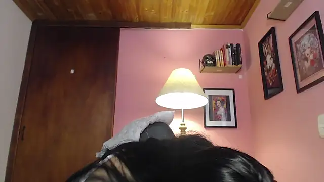 Snapshot of bunnyemilyrose36 chatting on February 21, 6:37 pm bunnyemilyrose36 online show from February 21, 6:37 pm