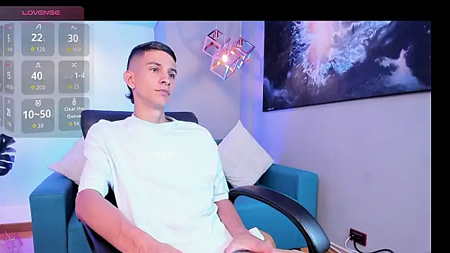 Aaron Scoot online show from March 21, 7:40 pm