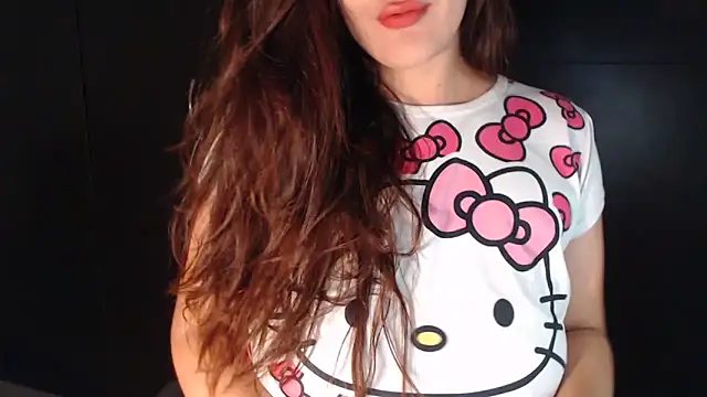 Snapshot of AdharaLujan chatting on February 22, 10:39 am AdharaLujan online show from February 22, 10:39 am