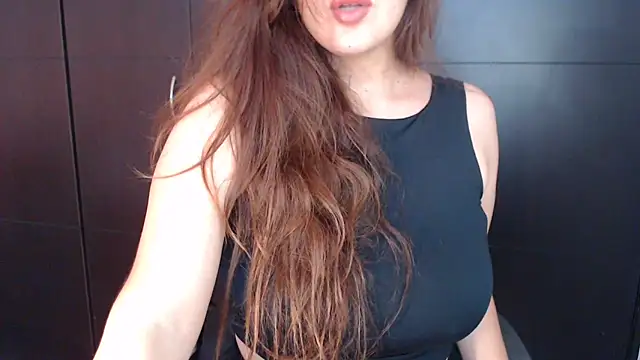 AdharaLujan online show from January 29, 5:24 pm