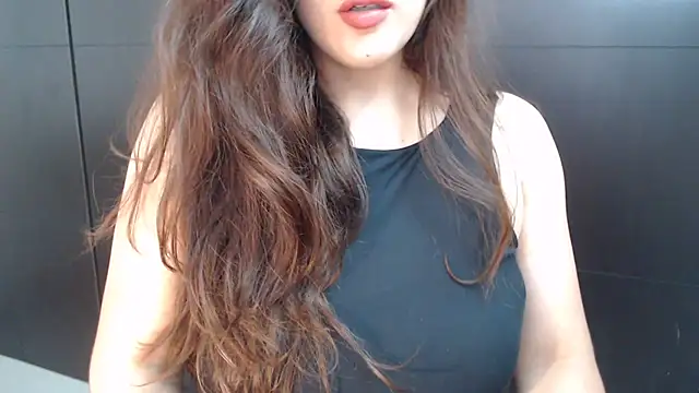 Snapshot of AdharaLujan chatting on February 23, 1:55 pm AdharaLujan online show from February 23, 1:55 pm