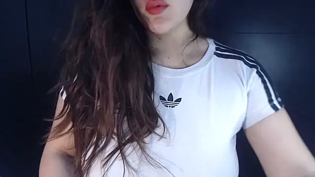 Snapshot of AdharaLujan chatting on January 19, 11:14 am AdharaLujan online show from January 19, 11:14 am