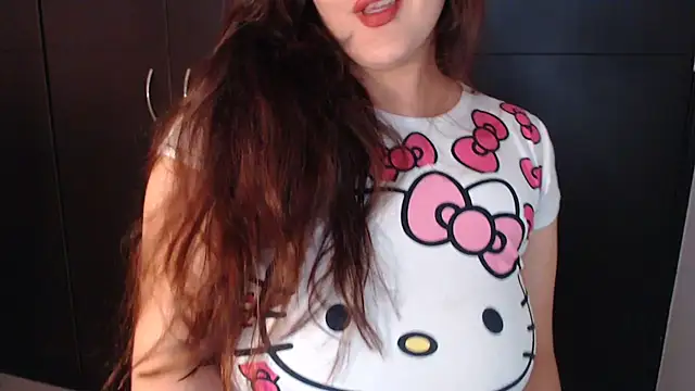 AdharaLujan online show from October 5, 9:38 pm