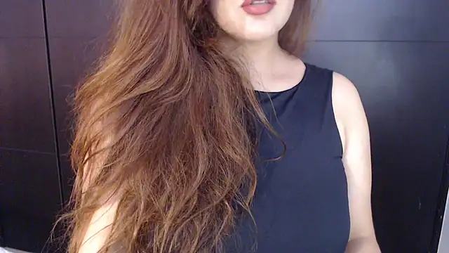 AdharaLujan online show from February 20, 4:47 pm