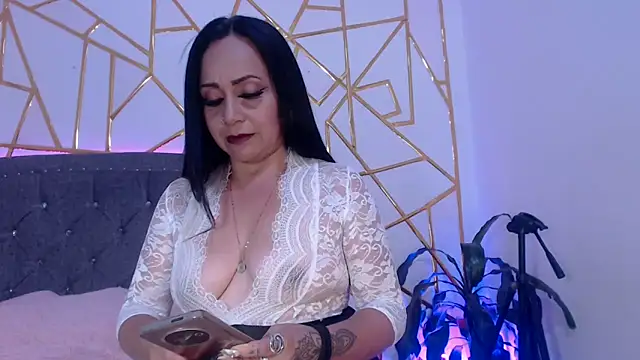 Zara47sweet online show from February 6, 2:51 am