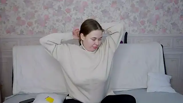 BettyCherryX online show from December 5, 3:53 am