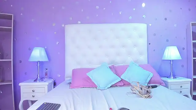 scarlette 15  online show from February 11, 3:17 am