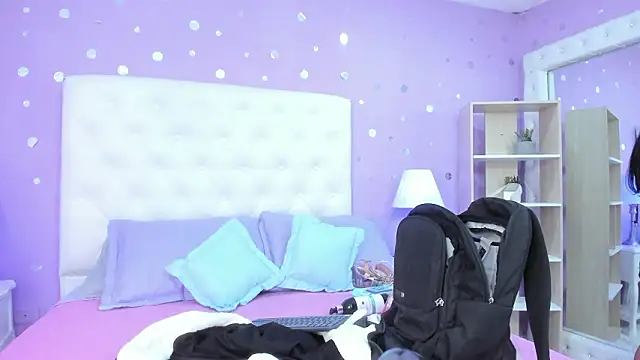 scarlette 15  online show from February 7, 3:14 am