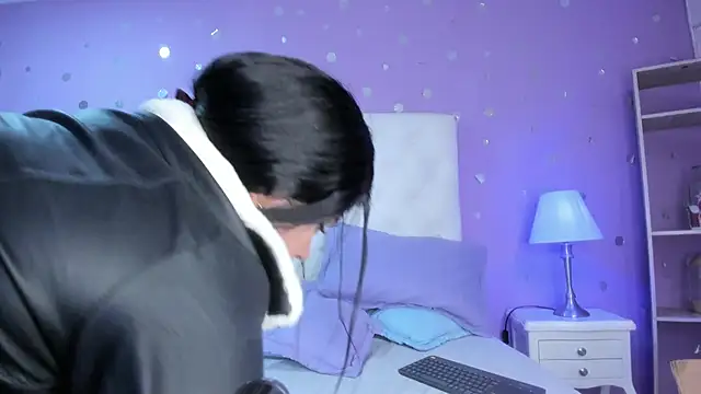 scarlette 15  online show from February 18, 3:15 am