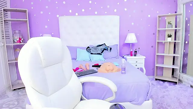 scarlette 15  online show from January 6, 3:10 am