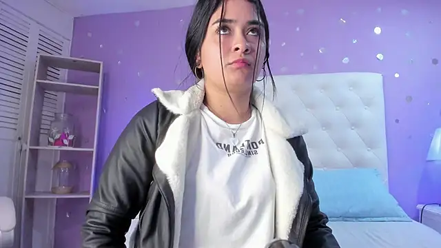 scarlette 15  online show from February 20, 3:03 am