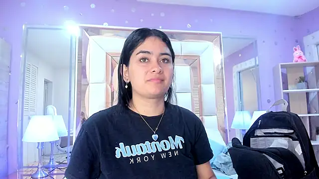 Snapshot of scarlette_15_ chatting on June 6, 3:12 am scarlette 15 online show from June 6, 3:12 am