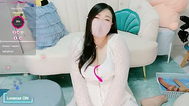 Snapshot of yukinko_o_ chatting on July 12, 1:12 pm yukinko o online show from July 12, 1:12 pm