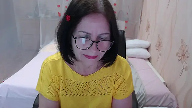 OlgaHottie online show from October 12, 11:06 pm