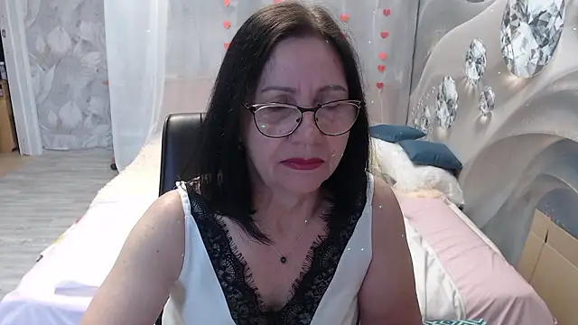 OlgaHottie online show from February 25, 12:00 am