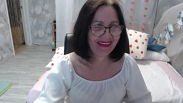 OlgaHottie online show from June 6, 11:43 pm