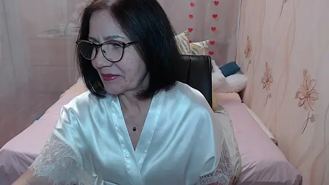 OlgaHottie online show from November 30, 11:55 am