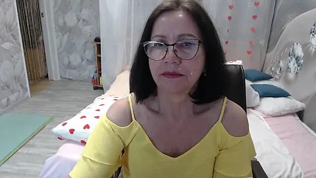 OlgaHottie online show from May 19, 1:56 am
