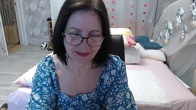 OlgaHottie online show from April 23, 11:39 pm