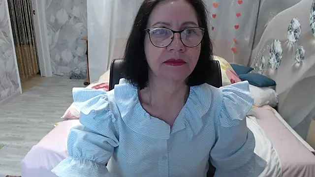 OlgaHottie online show from April 10, 12:50 am
