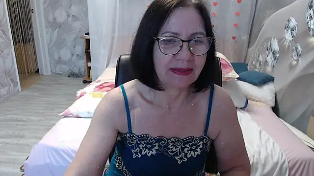 OlgaHottie online show from April 13, 11:42 pm