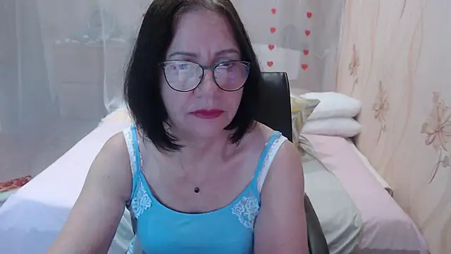 OlgaHottie online show from October 14, 11:25 pm