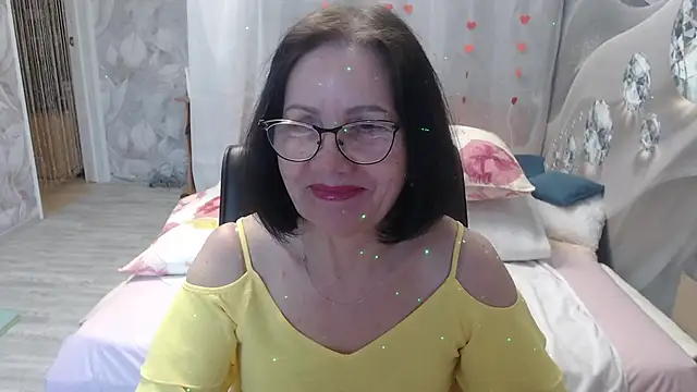 OlgaHottie online show from April 12, 11:41 pm